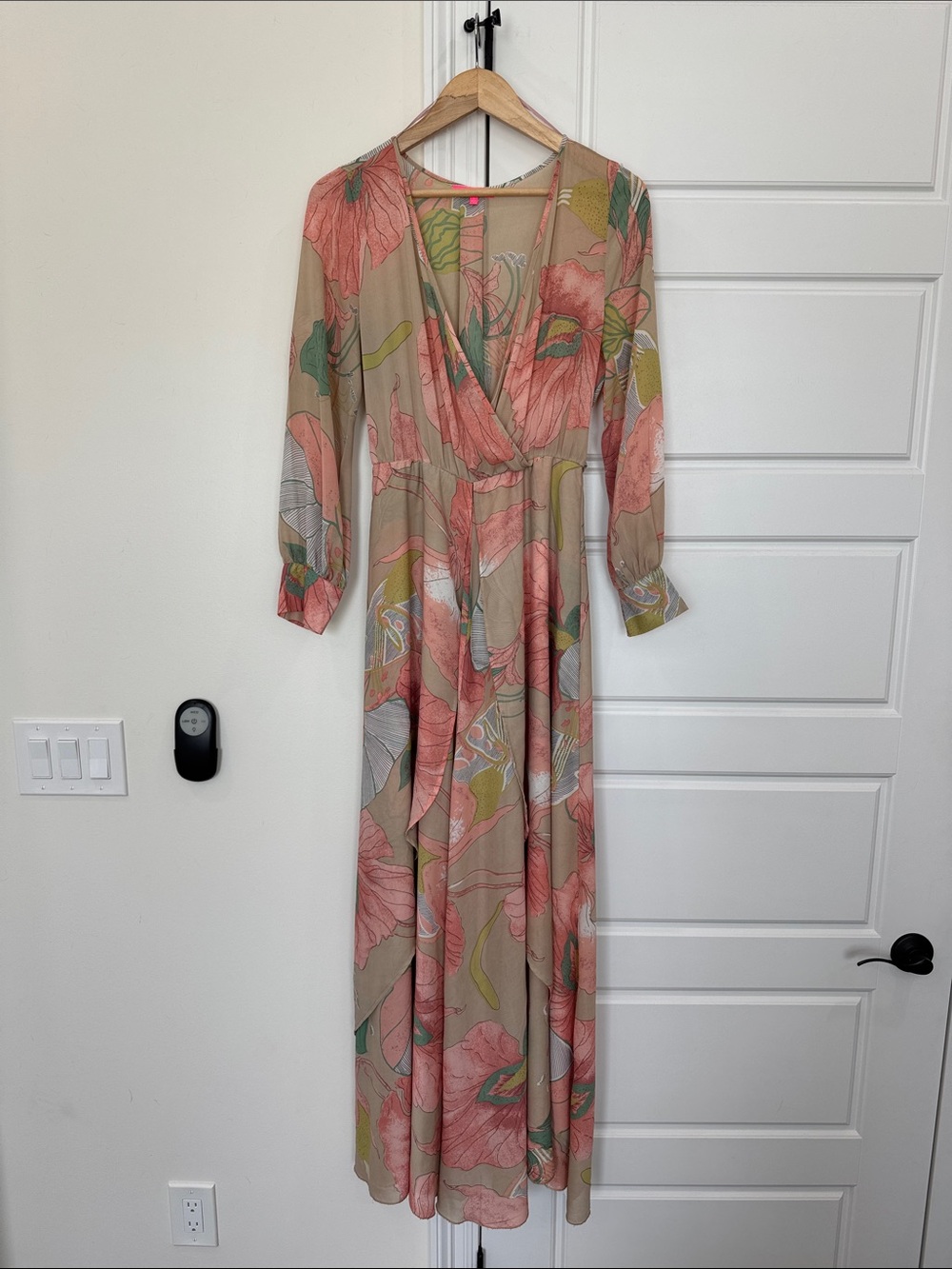 Xtaren Gorgeous Nude Floral Gown Maxi Dress Flowy Wedding Guest Party, Medium